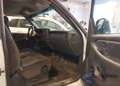 2002 GMC Sierra 2500Hd Standard from USA, damaged, VIN 1GTHC24U72Z180644